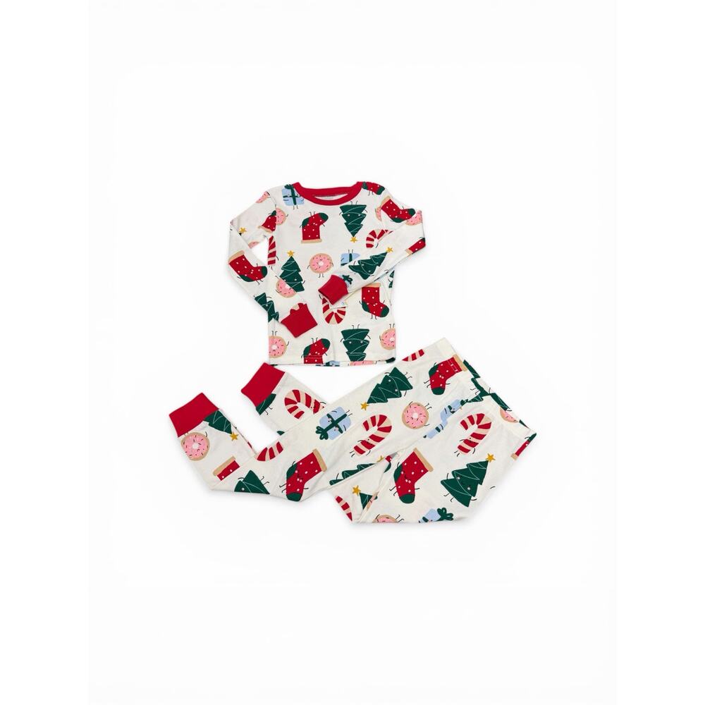 Carter’s Christmas Pajama Set Size 6 NWT